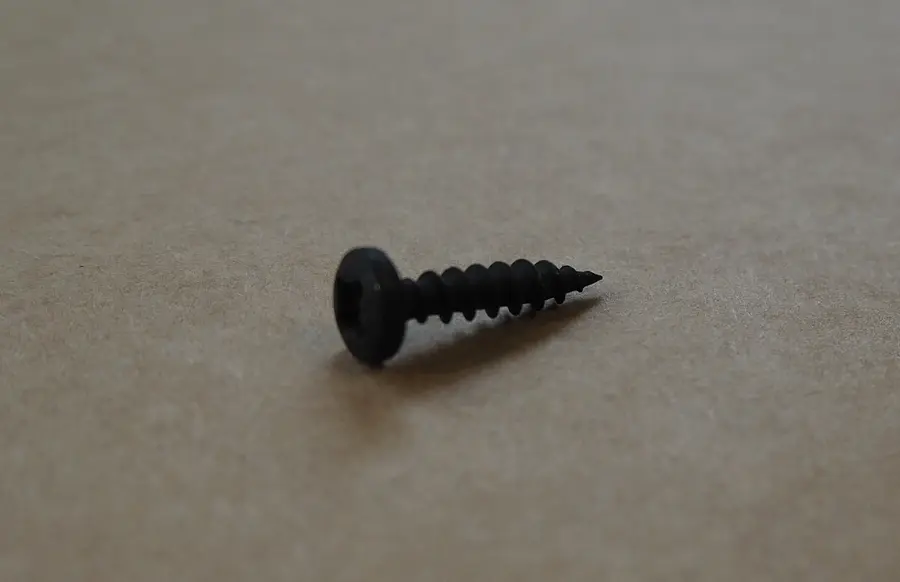 Screw - 3,5 X 16 - 664 - Black