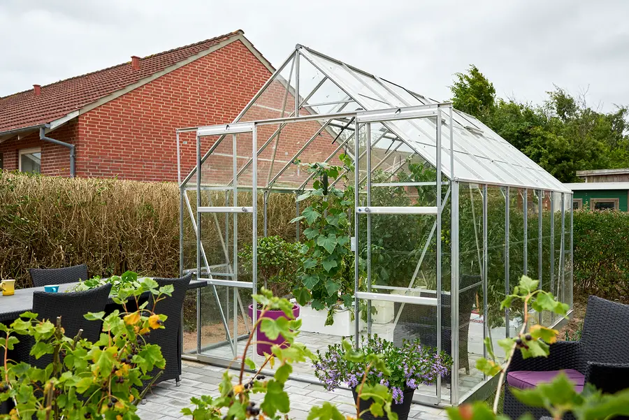 Halls Magnum 14x8 - Aluminium - 3mm Toughened Glass