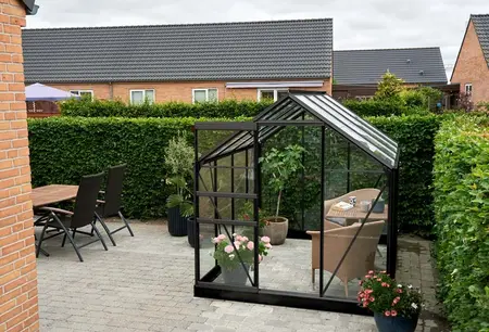 Halls Popular 6x8 - Black - 3mm Horticultural Glass