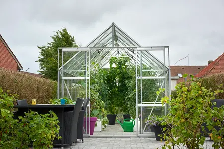Halls Magnum 14x8 - Aluminium - 3mm Toughened Glass
