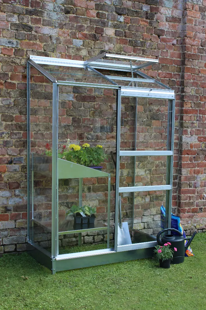 Halls Wall Garden 2x4 - Aluminium - 3mm Horticultural Glass