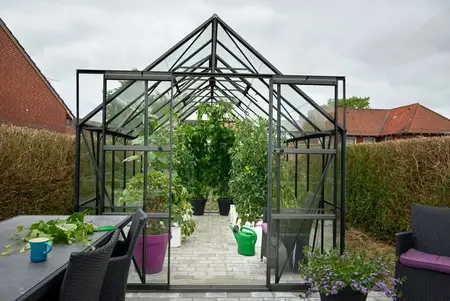 Halls Magnum 14x8 - Black - 3mm Toughened Glass