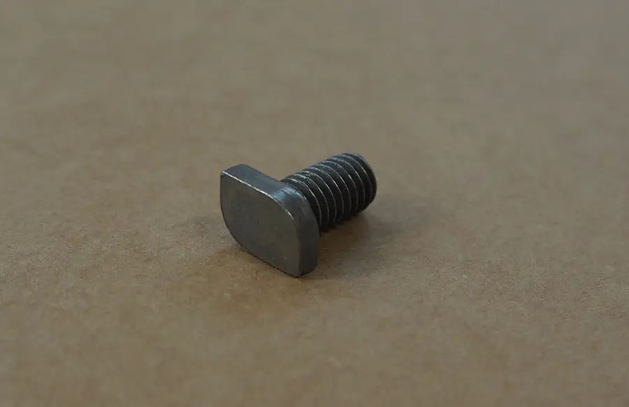 Crop Head Bolt - M6 X 11 - 618