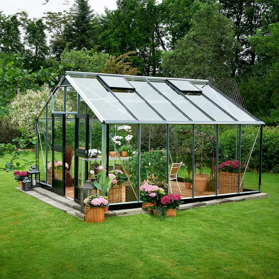Juliana Gartner - 16,20 m2 alu/sort 3 mm hærdet glas i hele baner