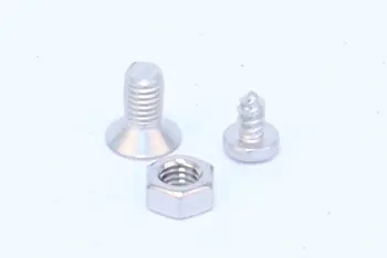 #1007 + #621 + 667 Schrauben Fürs Haus